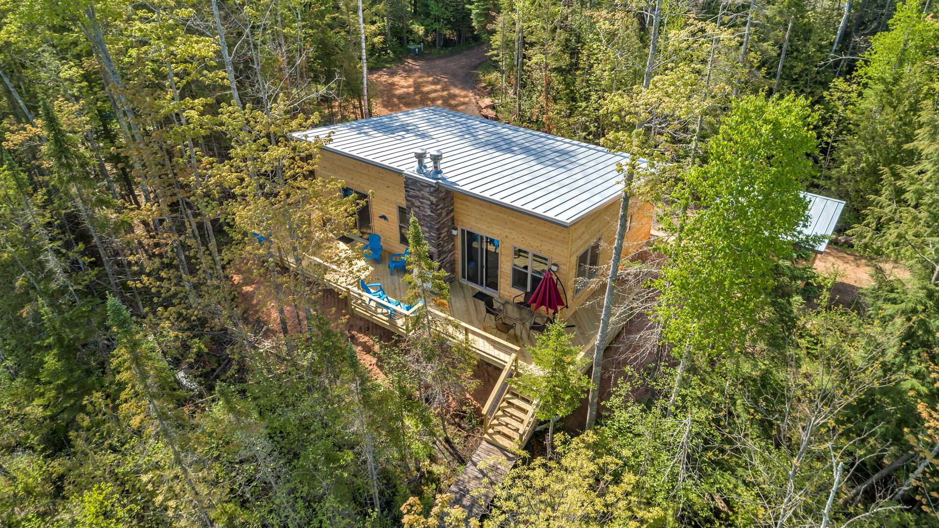 Jarven-Hytti-Lake-Superior-Rental-Aerials-2