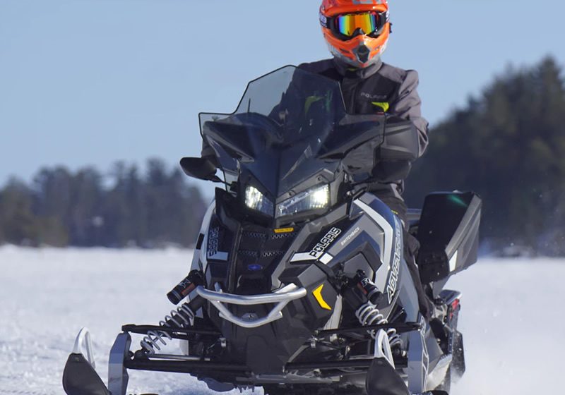 sq-snowmobiling sq-snowmobiling